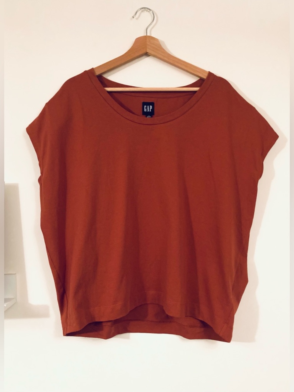 NWTS GAP Convertible Rust Top / Boxy Tee with Shoulder Pads Size L 100% Cotton